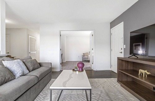 Fort Wayne Apartment | Modern Apartment in Prime Location (ID8565X20)