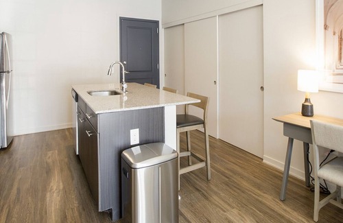 Grove City Apartment | Modern Apartment in Prime Location (ID8664X37)