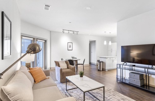 Haltom City Apartment | Modern Apartment in Prime Location (ID1403X362)
