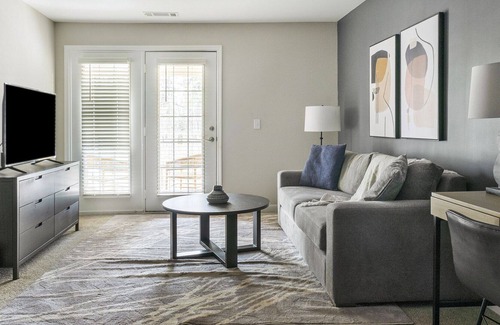 Lithonia Apartment | Modern Apartment in Prime Location (ID9999X33)