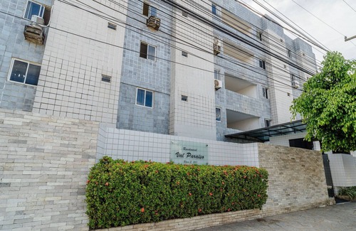 Aeroclube Apartment | Modern Apartment Near the Beach Rvp0502