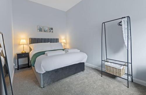 Mapperley Apartment | Modern Apartment Off Road Parking Spacious Double Bed Suite 7