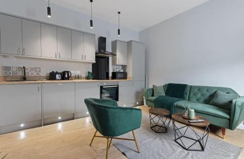 Mapperley Apartment | Modern Apartment Off Road Parking Spacious Double Bed Suite 7
