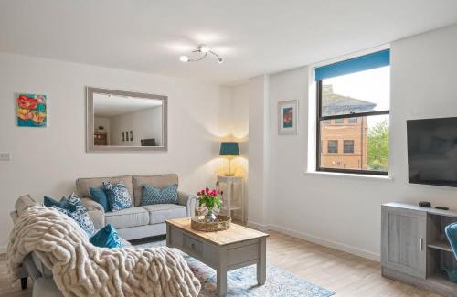 Taunton Apartment | Modern Apartment Private Parking Central Taunton