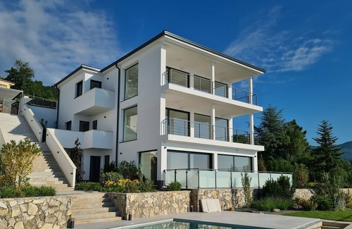Bregi Apartment | Modern apartment Slavuj