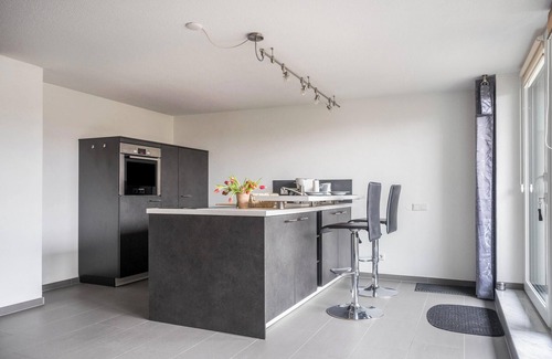 Moos Apartment | Modern Apartment Steg 1 in Quiet Location with Garden, Terrace & Wi-Fi