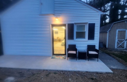 State College Apartment | Modern apartment in historic estate on picturesque property. Centrally located.