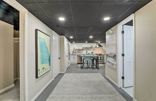 Stone Mountain Apartment | Modern Apartment: 6 Mi to Stone Mountain Park
