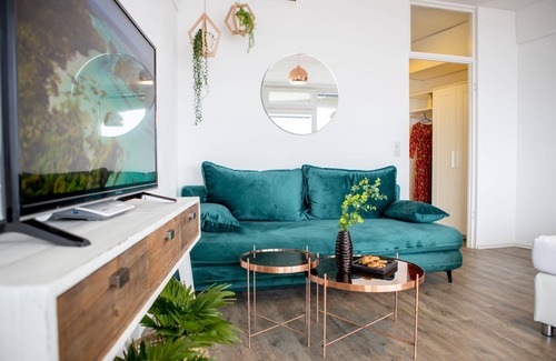 Antonsviertel Apartment | ☆Modern apartment☆Wide view☆29th floor☆Neflix☆Center☆