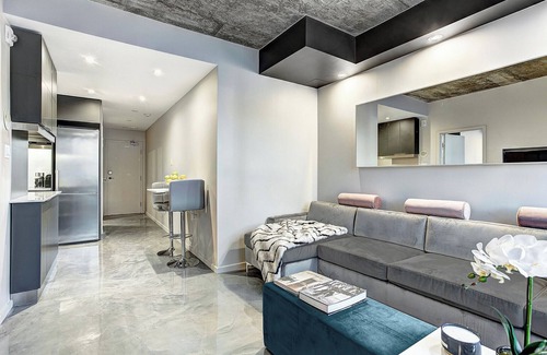 Shaughnessy Village Apartment | Modern Apartment with All Amenities