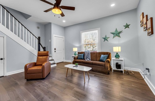 Downtown Greensboro Apartment | Modern Apartments near Downtown Greensboro