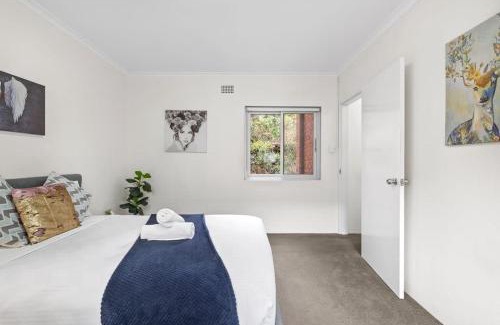 Kingsford Apartment | Modern Apt - Free Parking - Near Shop&UNSW&Station