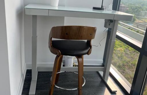 Ballston Apartment | Modern Apt in Arlington