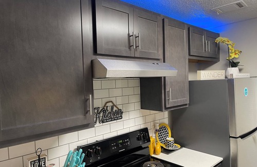 Acworth Apartment | Modern Apt Near Lake Allatoona and KSU