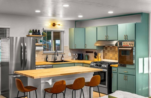 Scenic Heights Apartment | Modern Arvada Suite | Sauna & Games