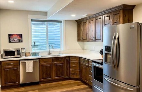 Irwin House | Modern Basement Escape With Sauna and 2 Car Garage