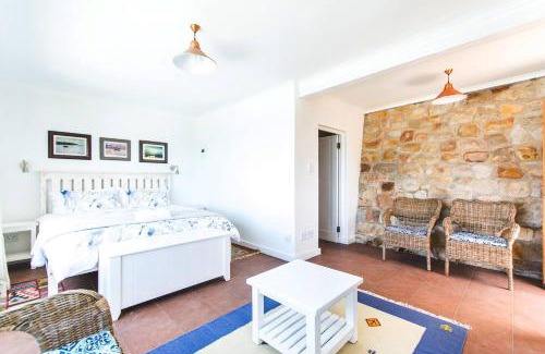 Kalk Bay Apartment | Modern Beach Apartment