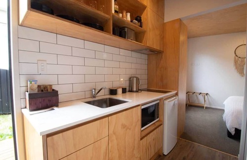 Fitzroy House | Modern Beach Tiny Homes in New Plymouth