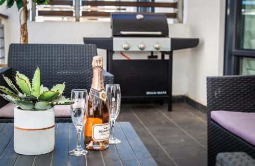 Big Bay Apartment | Modern Beachfront 2 Bed Apartment 144 Eden on the Bay, Blouberg, Cape Town