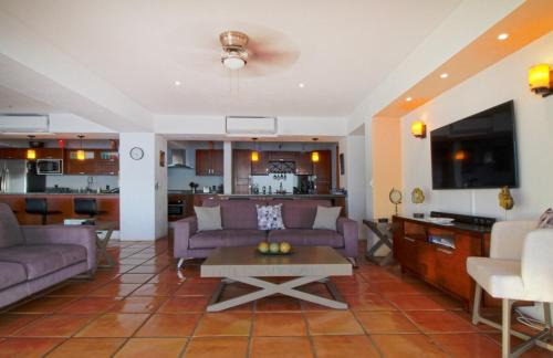 Amapas Apartment | Modern Beachfront - Casa Caballito del Mar