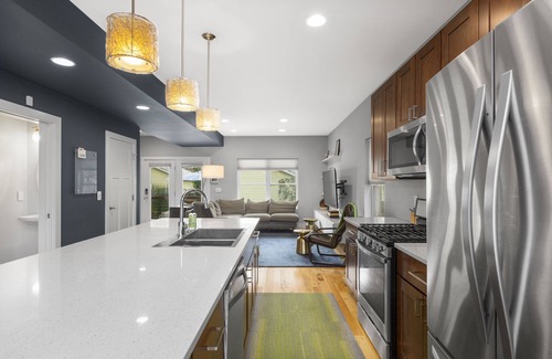 St. Louis House | ☆ Modern Beautiful 3BR ☆Pool/Spa Heated Yr Round☆