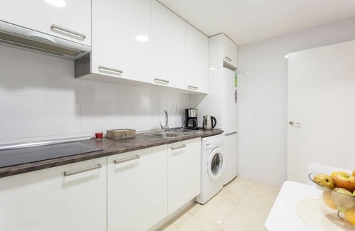 Centro Apartment | Modern & Beautiful Apt. Historic District - Sol