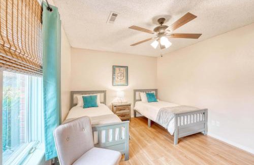 Bentonville House | Modern Bentonville Retreat - Sleeps 6 Near Trails