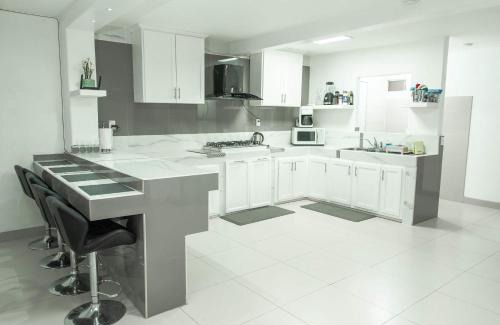Tijuana Apartment | Modern & Best Location Airport US Embassy Boarder