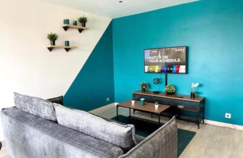 Magny-le-Hongre Apartment | Modern Blue - Disneyland Paris