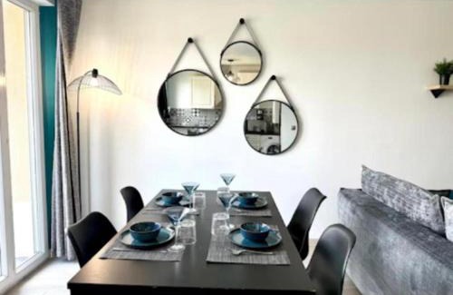 Magny-le-Hongre Apartment | Modern Blue - Disneyland Paris
