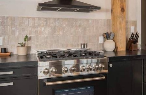 Vilas House | Modern Blue Ridge Mountaintop Timber-Frame Home w/Sauna, Hot Tub and EV Charger