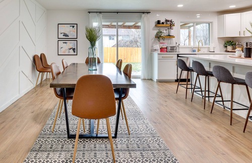 Southwest Ada County Alliance House | Modern Boise Home ~ 7 Mi to Albertsons Stadium!