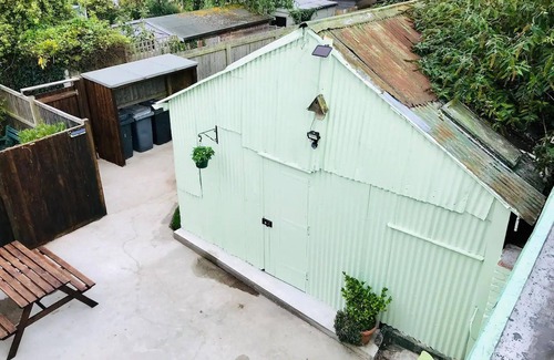 Whitstable Apartment | Modern & Brand New Apartment in Whitstable Centre