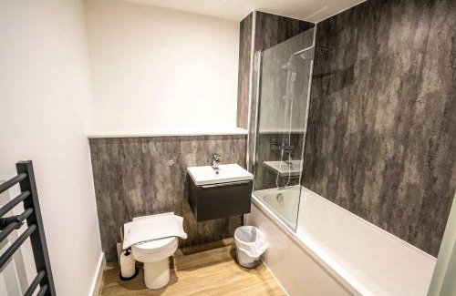 Vauxhall Apartment | Modern & Bright 1 Bed Apartment in Liverpool