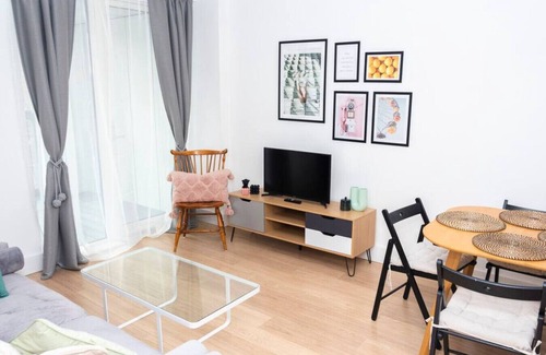 Ferndale Apartment | Modern Brixton Apartment