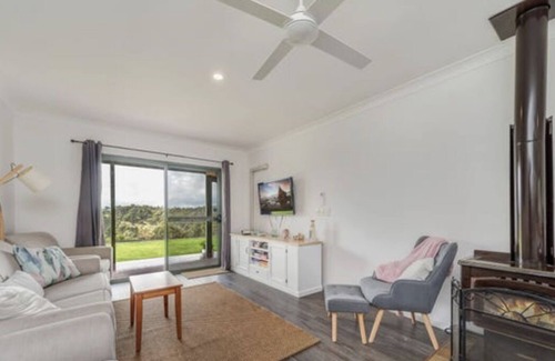 Oallen Other | Modern Bush Retreat for the cooking and outdoor enthusiasts