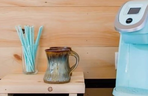 Weaverville House | Modern Cabin. Romantic Asheville Area Getaway.