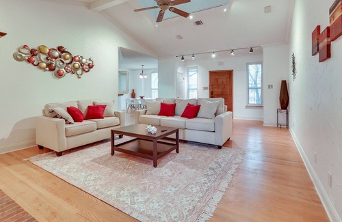 Northeast Carrollton House | Modern Carrollton Home - Private Pool & Grill