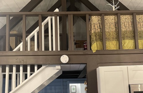 Mount Tremper Cabin | Modern Catskills Cabin