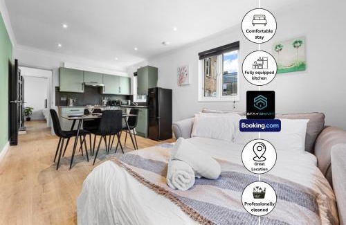 Deptford Apartment | Modern, Central & Comfy Apt By Stay Smart Short Lets & Serviced Accommodation Deptford With Free WiFi