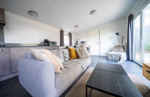 Otterlo Ski Chalet | Modern chalet near De Veluwe National Park