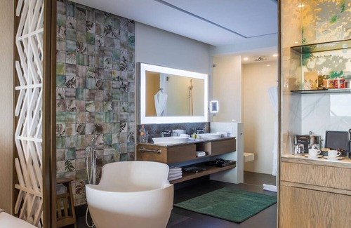 Punta Sam Resort | Modern Chic 2 Bedroom Condo - Private Balcony w/View on Garza Blanca Resort