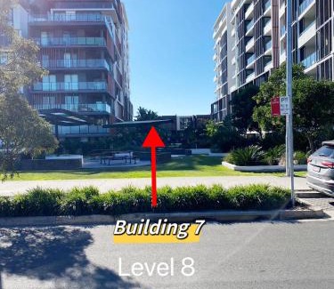 Kogarah Apartment | Modern Chic Apartment Close to Sydney Airport