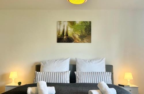 Kelkheim Apartment | Modern City Apartment Kelkheim