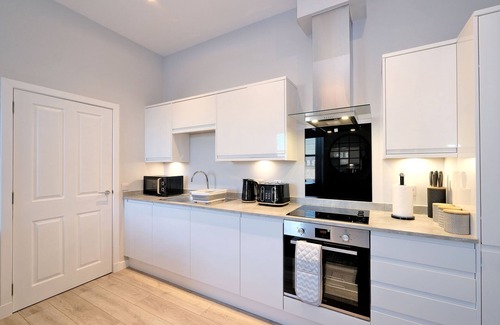 Aberdeen West End Apartment | Modern City Centre Apartment in Aberdeen