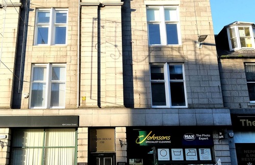 Aberdeen West End Apartment | Modern City Centre Apartment in Aberdeen