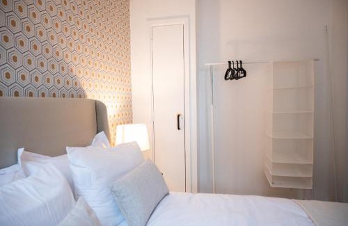 Leeds City Center Apartment | Modern City Centre Two Bedroom Suite & NETFLIX & WIFI