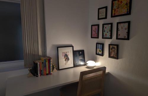 Potts Point Apartment | Modern City Studio in Potts Point - Walk to Cafes & Bars