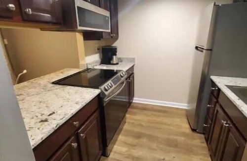 Mount Laurel House | Modern Clean Townhouse minutes away from Philadelphia