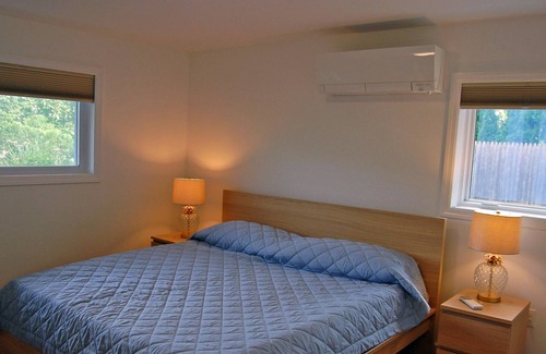 Potomac Apartment | Modern, Clean, Furnished Apt, Private Entrance, Parking, No Smoking No Pets